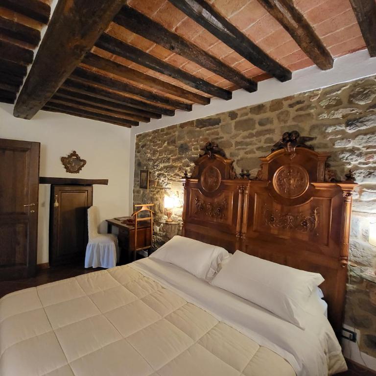 The Small Castle - Two-Bedroom House - 36