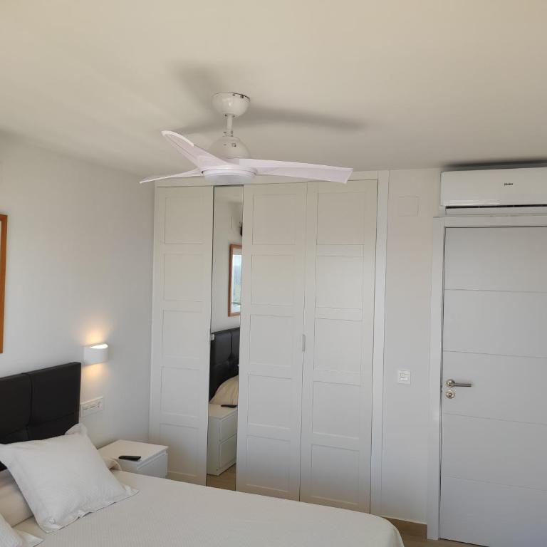 BEACHFRONT -- NEW LUXURY Apartment -- 1ª Linea Playa -- Fuengirola CITY CENTER -- Private PARKING -- Panoramic Sea Views -- - Apartamento con vistas al mar - 34