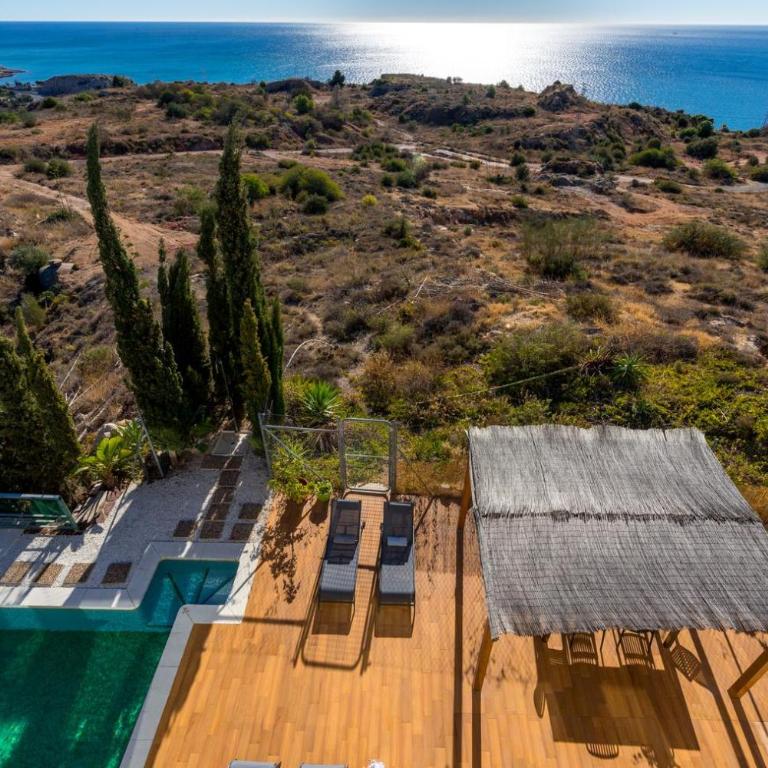 Luxury Villa with swimming pool and amazing views - Villa - 25