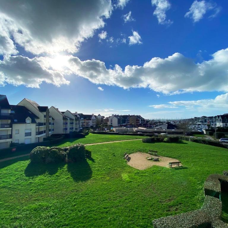 Appartement Calme - Arzon, 4 Pers, Parking, Plage à Pied - FR-1-639-25 - Appartement - 1