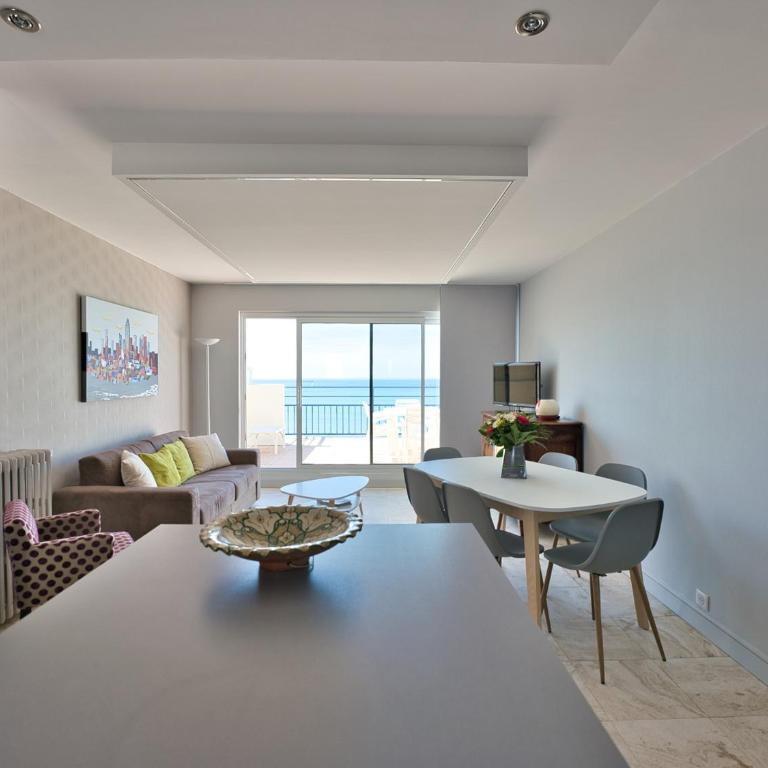 Superbe T3 face mer avec terrasse, garage et Wifi aux Sables-d'Olonne - FR-1-197-503 - Apartment (6 Adults) - 2