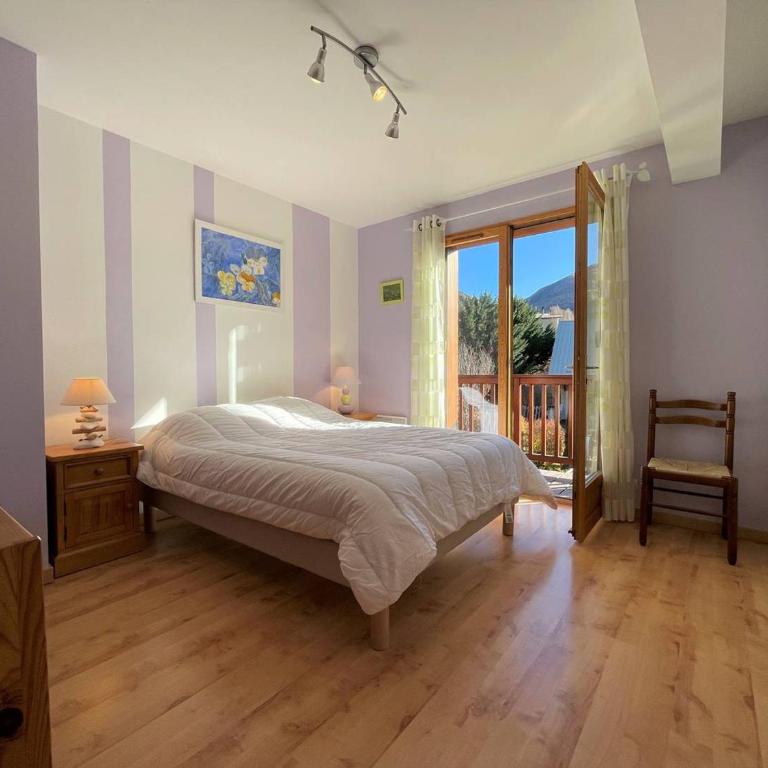 Maison Duplex 3 Chambres avec Jardin et Parking - Briançon - FR-1-330C-138 - Maison de Vacances - 3