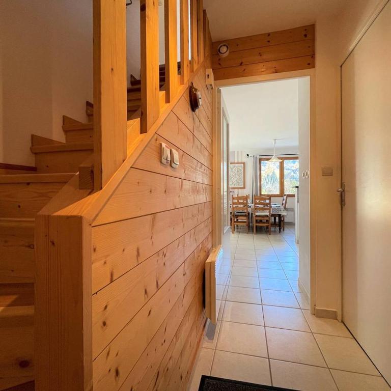 Maison Duplex 3 Chambres avec Jardin et Parking - Briançon - FR-1-330C-138 - Maison de Vacances - 4