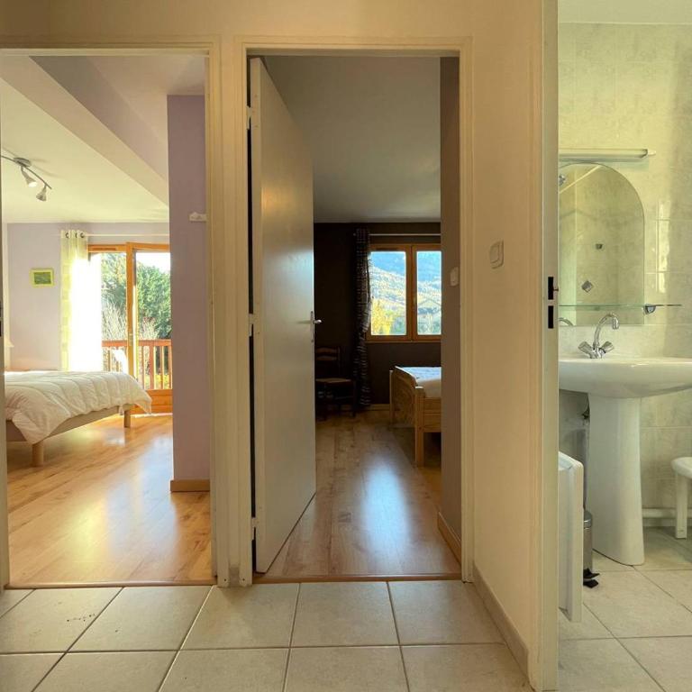 Maison Duplex 3 Chambres avec Jardin et Parking - Briançon - FR-1-330C-138 - Maison de Vacances - 6
