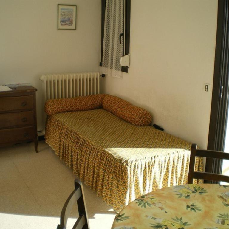 Studio lumineux avec terrasse et parking au Lavandou - FR-1-308-170 - Studio - 5