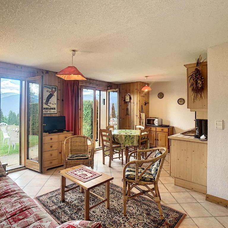 Charmant 2 pièces cabine avec jardin, près de Combloux - Appartement 2 Chambres - 1