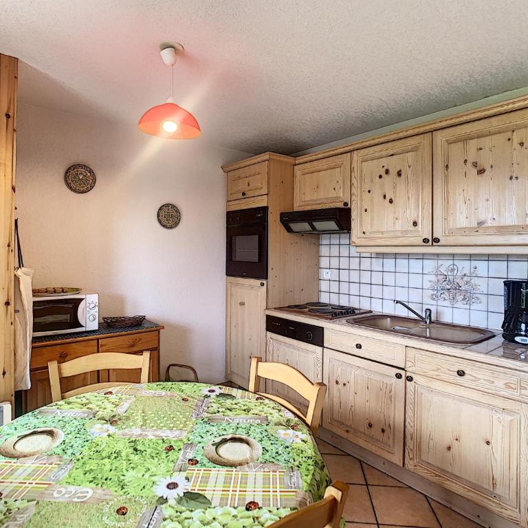 Charmant 2 pièces cabine avec jardin, près de Combloux - Appartement 2 Chambres - 3