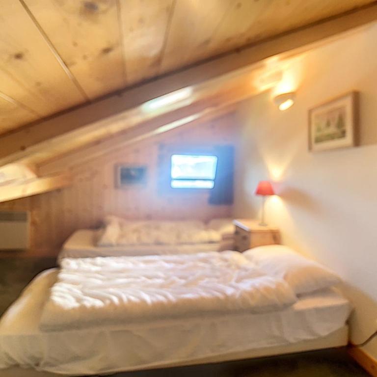 Appartement cosy avec mezzanine, au pied des pistes à Combloux, parking inclus - Appartement 1 Chambre - 13
