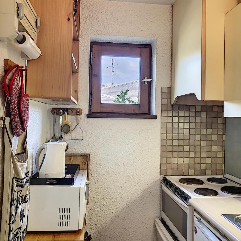 Charmant 2 pièces au centre de Combloux avec balcon - Appartement 1 Chambre - 4