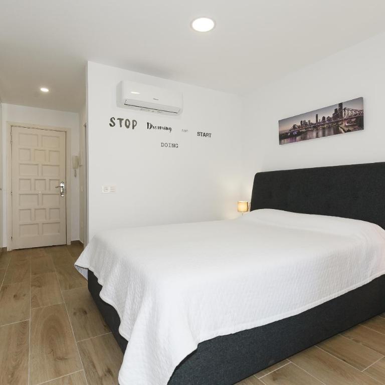 UHC Alborán Apartments - Apartamento Estudio - 11