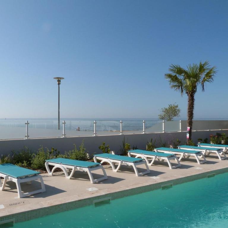 Appartement pour 4 pers avec terrasse, jardin, piscine et accès plage - Animaux admis - FR-1-194-218 - Apartment (4 Adults) - 4
