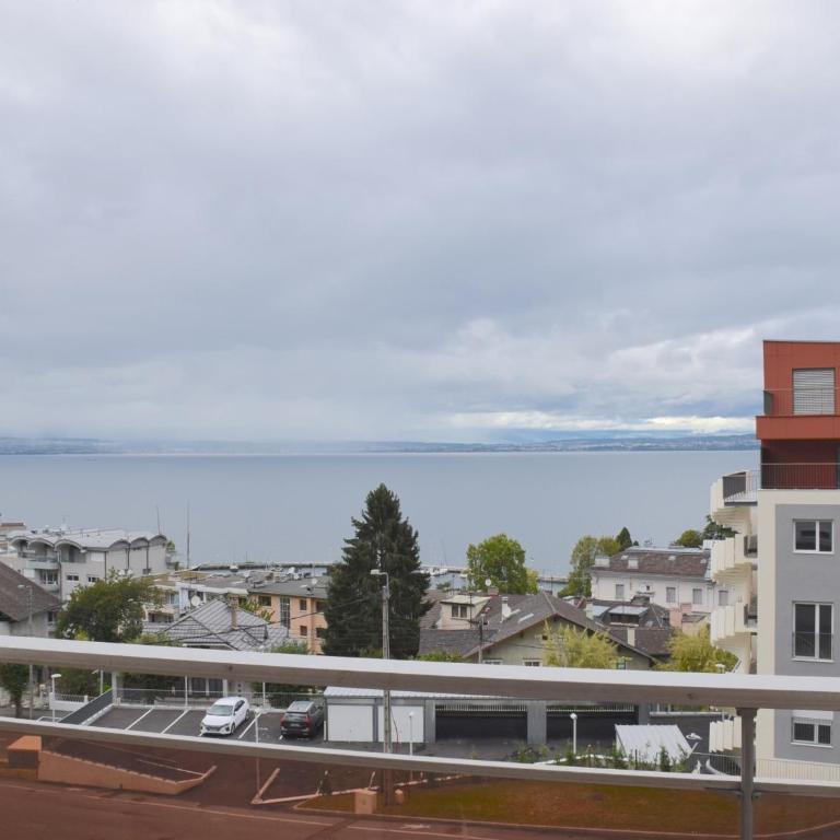 Grand appartement à Evian avec wifi et parking - Apartment mit 2 Schlafzimmern - 10