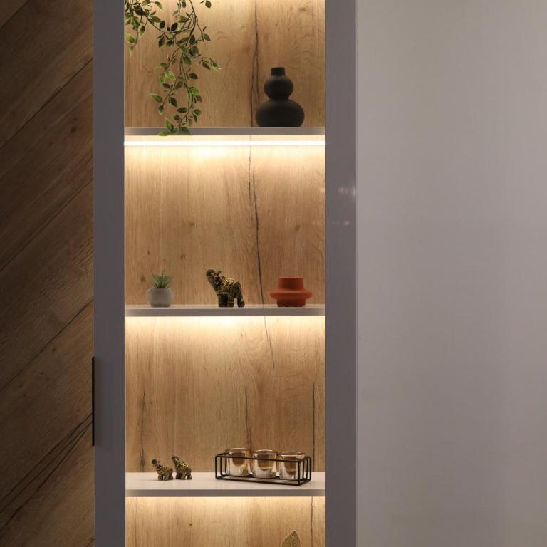 Nivalis Hill 8 - One-Bedroom Apartment - 3