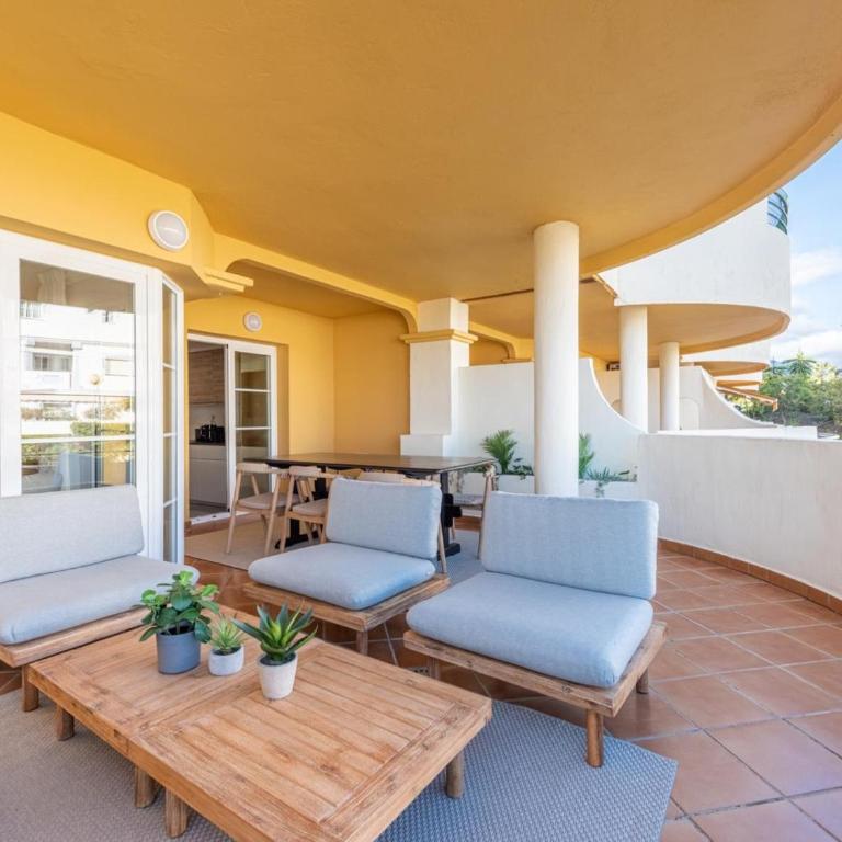 Señorio de aloha 3 bedroom duplex within walking distance to Puerto Banus - Apartamento - 27