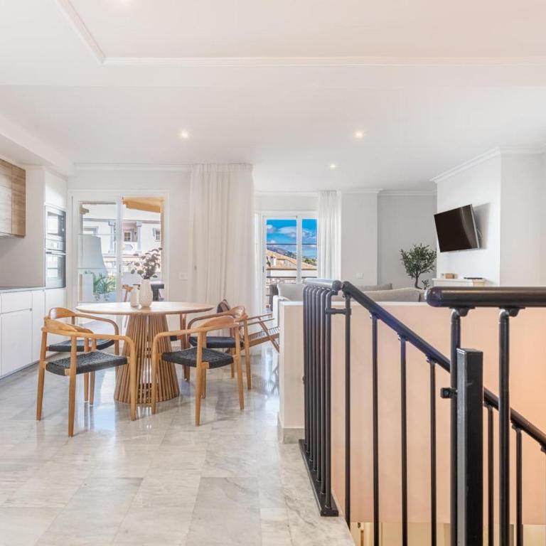 Señorio de aloha 3 bedroom duplex within walking distance to Puerto Banus - Apartamento - 36