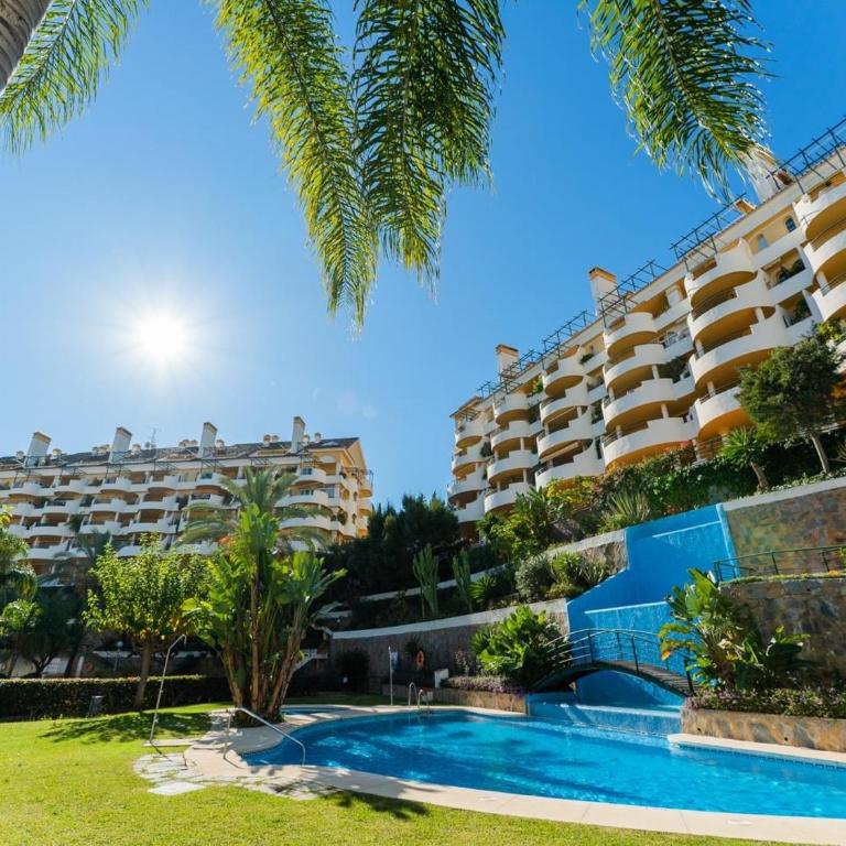 Señorio de aloha 3 bedroom duplex within walking distance to Puerto Banus - Apartamento - 40