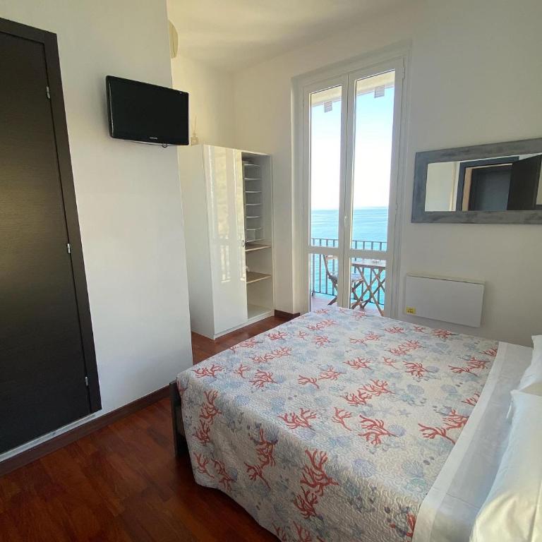 Sollevante Guest House - Camera Matrimoniale con Vista Mare - 30