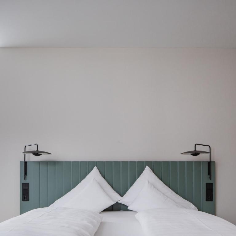 Stadthotel Goldenes Schiff - Doppelzimmer mit Bergblick - 1
