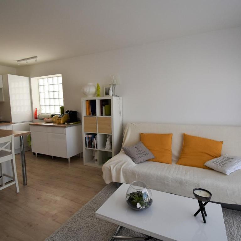 Arcachon : T2 moderne à 2 pas de la plage avec balcon, WiFi, parking et TV cinéma - FR-1-420-71 - Apartment (4 Adults) - 2