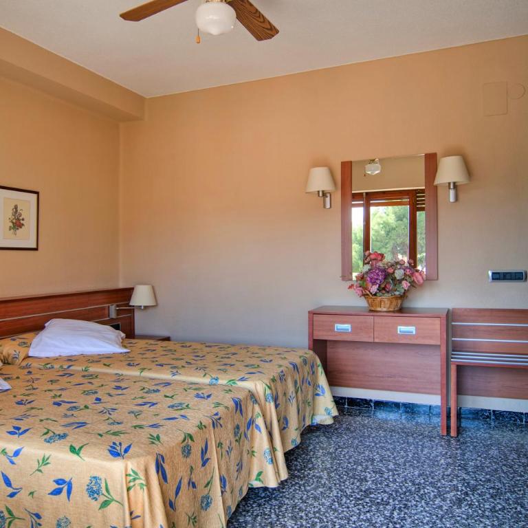 Vista Alegre - Double or Twin Room with Extra Bed (2 Adults + 1 Child) - 5