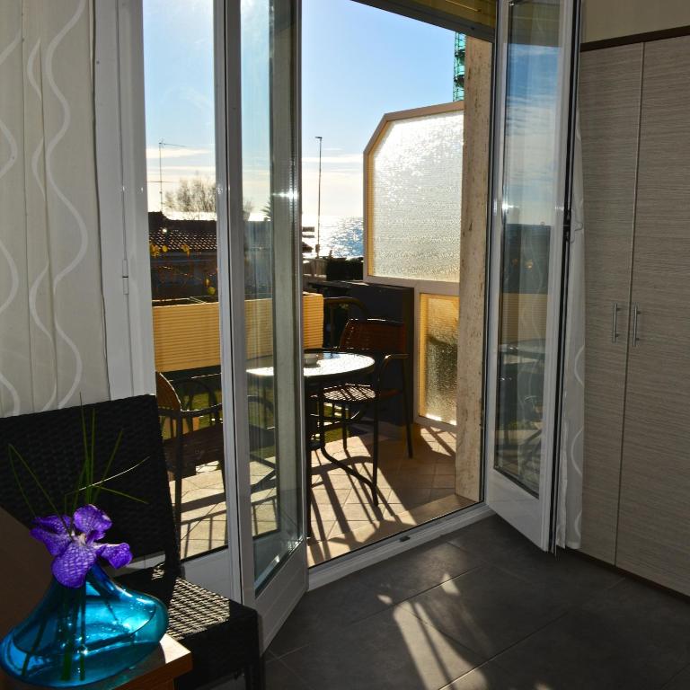 Villa Le Logge - Chambre Double avec Balcon - Vue sur Mer - 13