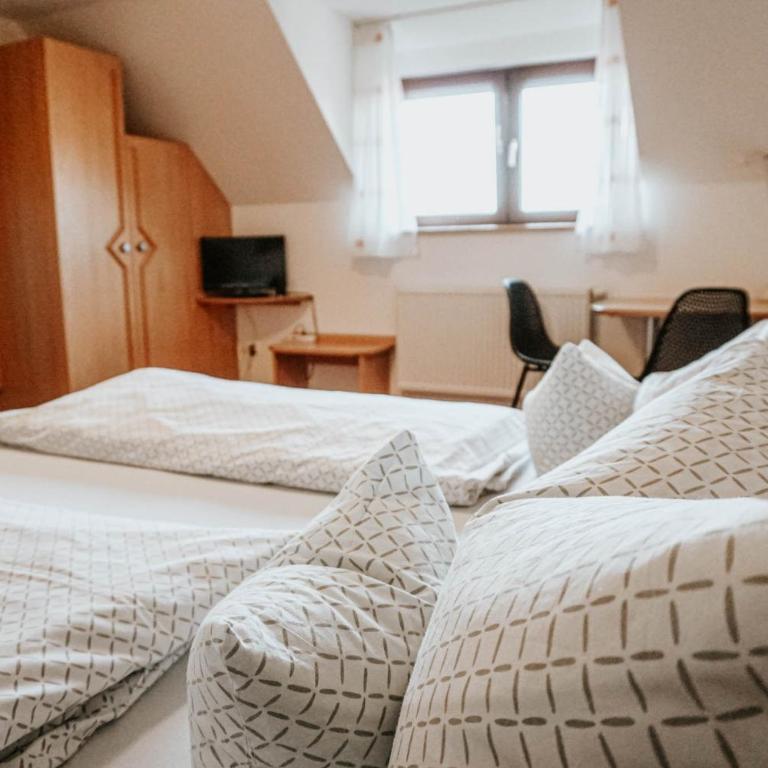 Gasthaus Hirsch - Budget Doppelzimmer - 2
