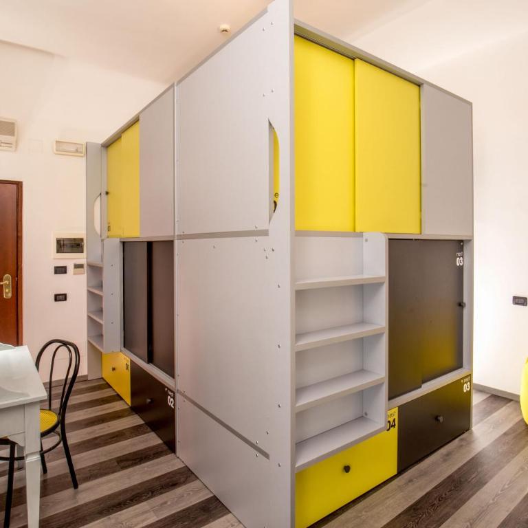 Free Hostels Roma - Posto letto in Dormitorio Femminile a 6 Letti con Bagno Privato - 5