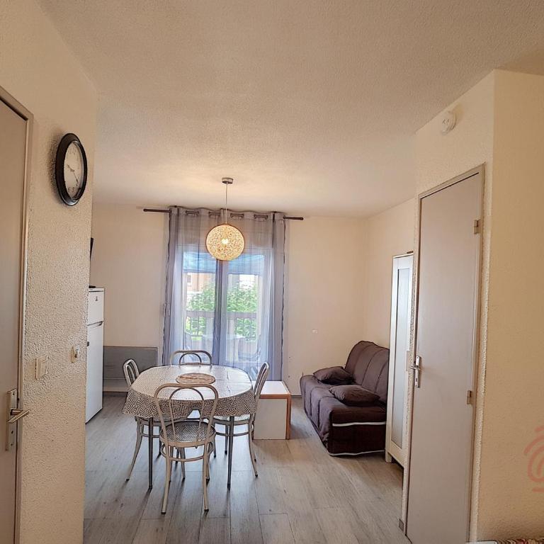 Studio rénové avec balcon à 650m des Thermes - Lamalou, proche centre-ville et nature - FR-1-451-96 - Studio - 2
