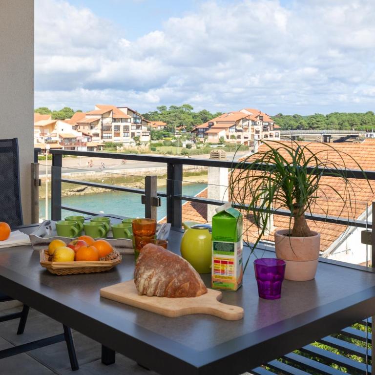 Superbe appartement neuf à deux pas de la plage avec balcon et parking privé à Capbreton - FR-1-239-387 - Appartement 2 Chambres - 1