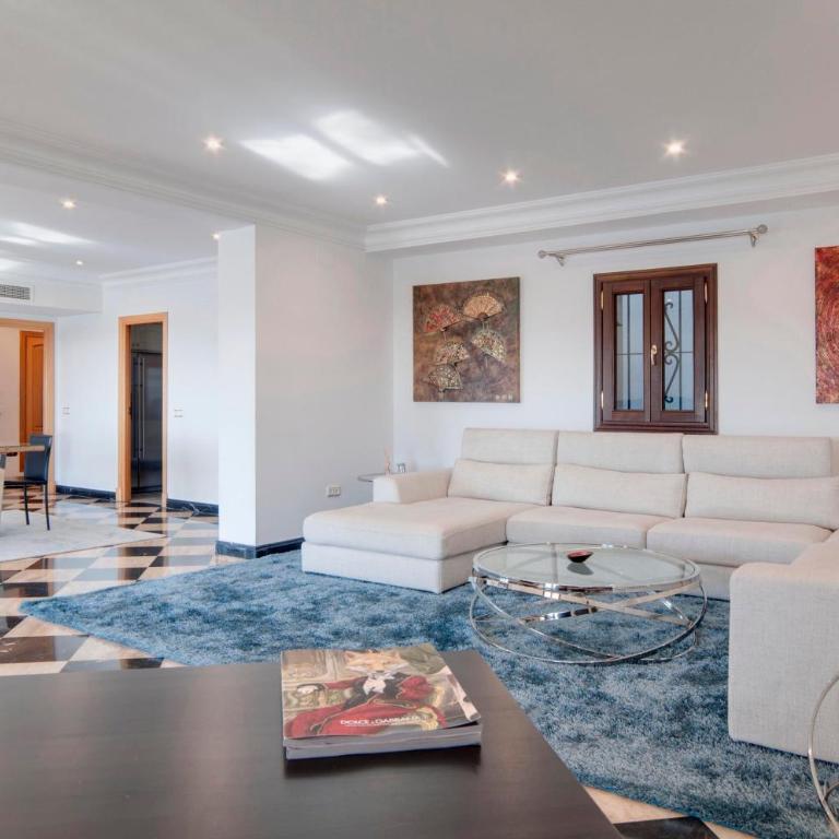 218 Puerto Banus Marbella Front Line 270 meters - Three-Bedroom Apartment - 6