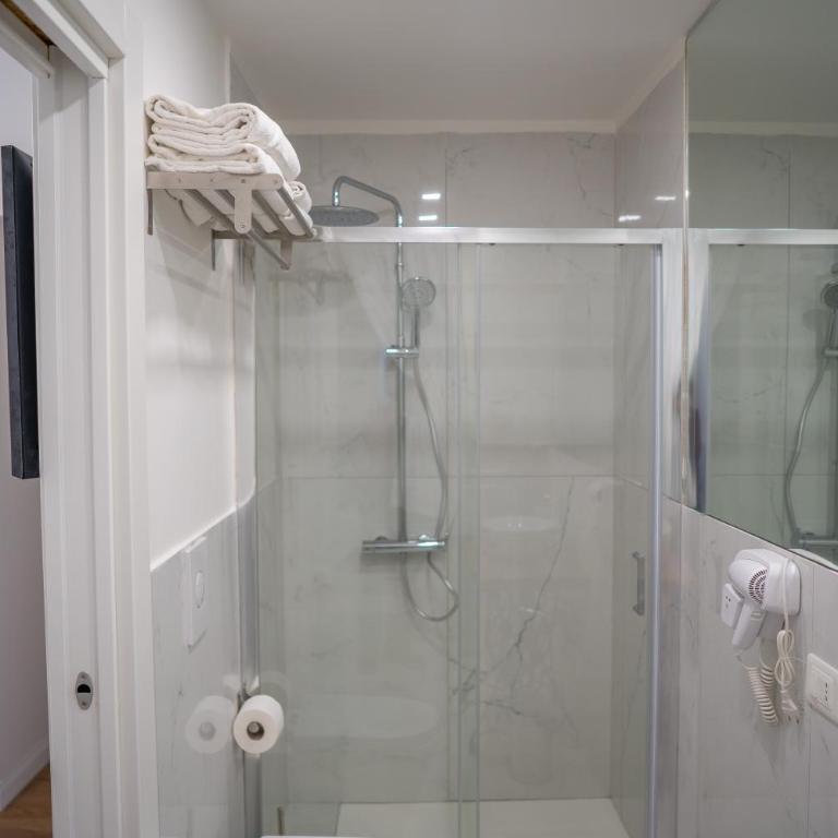 MAISON ANGELINA - Standard King Room - 3