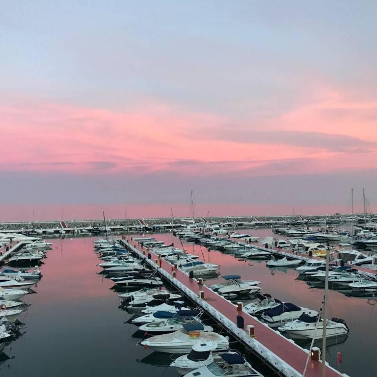 218 Puerto Banus Marbella Front Line 270 meters - Three-Bedroom Apartment - 25
