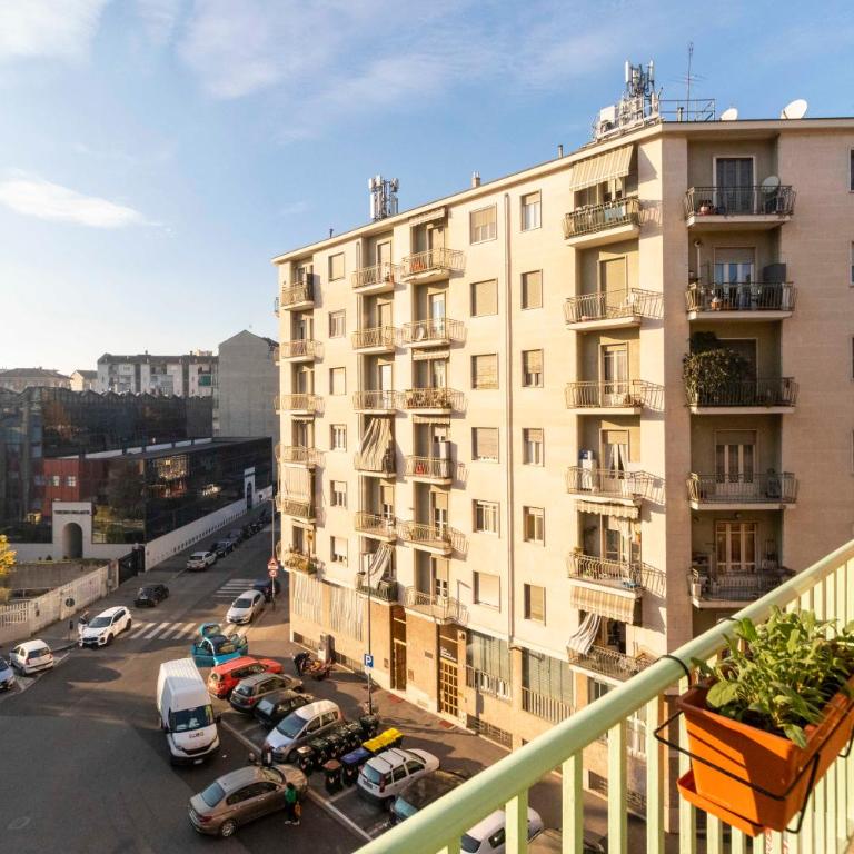 GuestHost - Borgo San Paolo Lovely Flat x4 - Appartamento con Balcone - 2