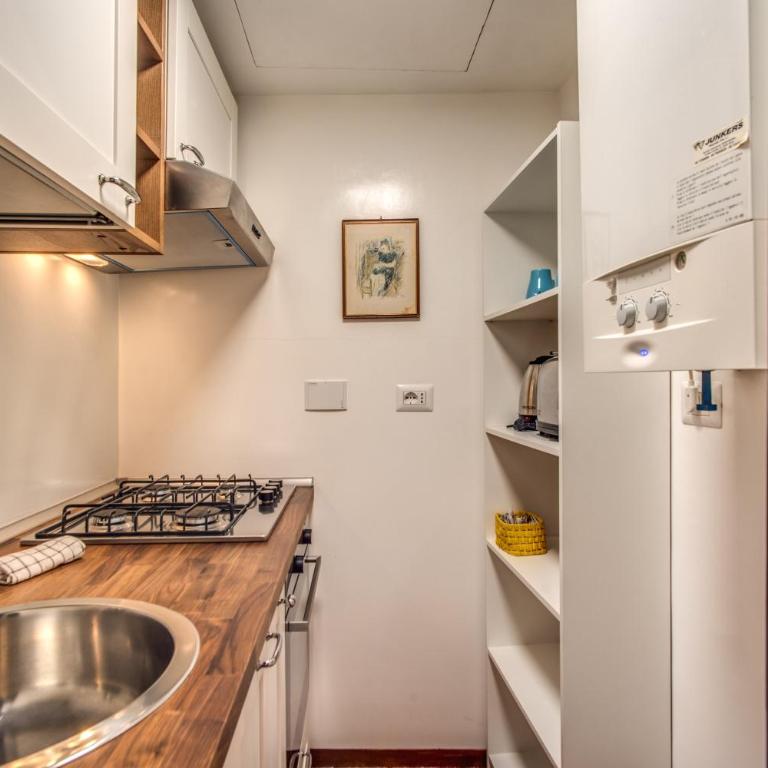 Casa Giglio suite campo di fiori - Appartamento con 1 Camera da Letto - 13