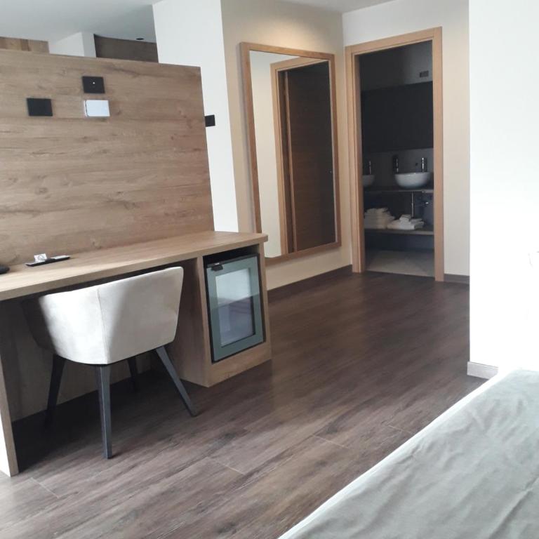 Garni Al Silvestri Vei - Junior Suite con Balcone - 11