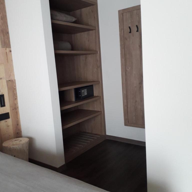 Garni Al Silvestri Vei - Junior Suite con Balcone - 9