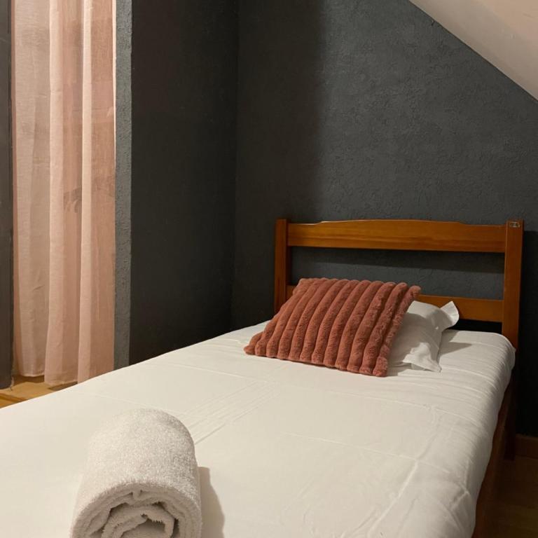 Lilas, Dahlia, Palme Bleue - Two-Bedroom House - 10