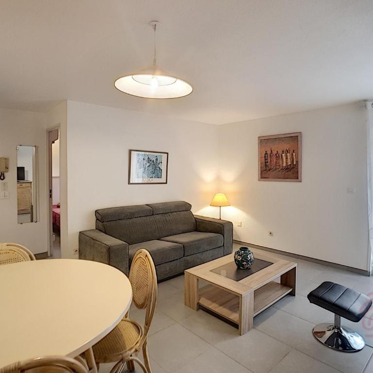 Appartement F2 climatisé avec terrasse, proche thermes et centre-ville, animaux acceptés, à Lamalou - FR-1-451-4 - Apartamento de 1 dormitorio - 2