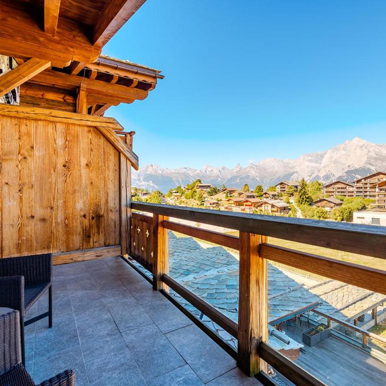 Nendaz 4 Vallées & SPA 4* Superior - Zimmer im Zwischengeschoss mit Aussicht - 8
