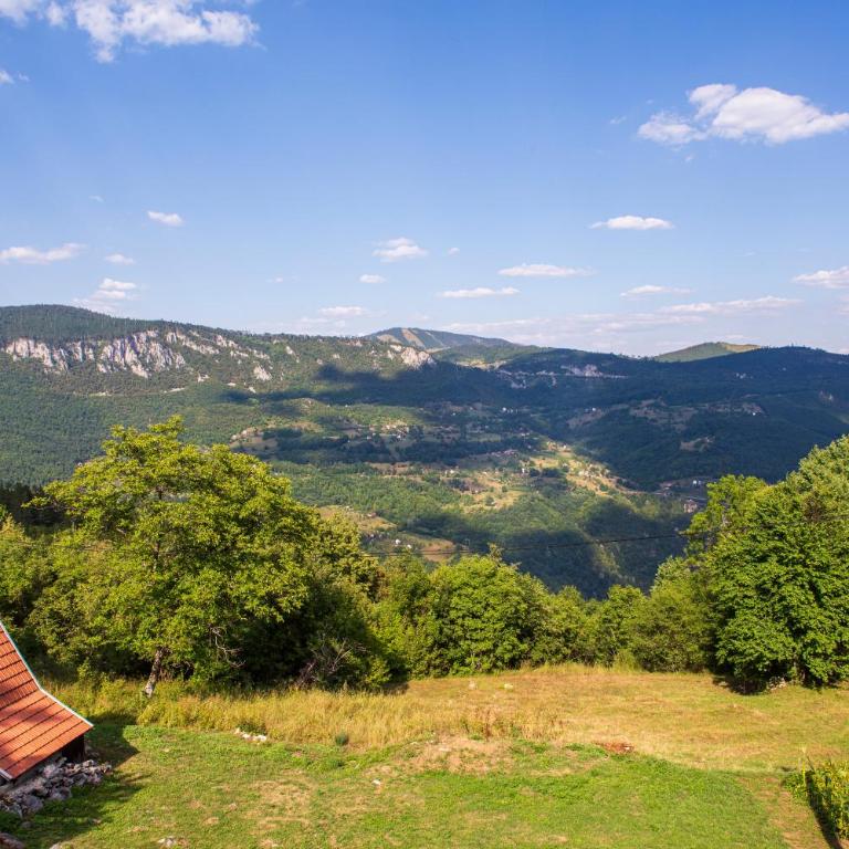 Apartmani Rocen - Two-Bedroom House - 2