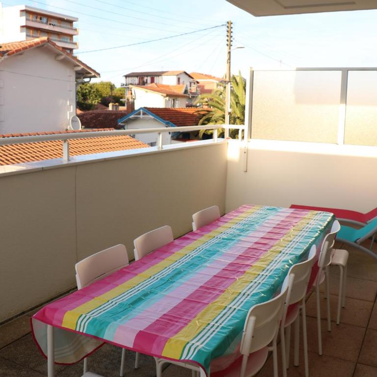 Duplex T4 à Arcachon: Terrasse, WiFi, Parking, à 150m de la Plage - FR-1-374-22 - Apartment (8 Erwachsene) - 18