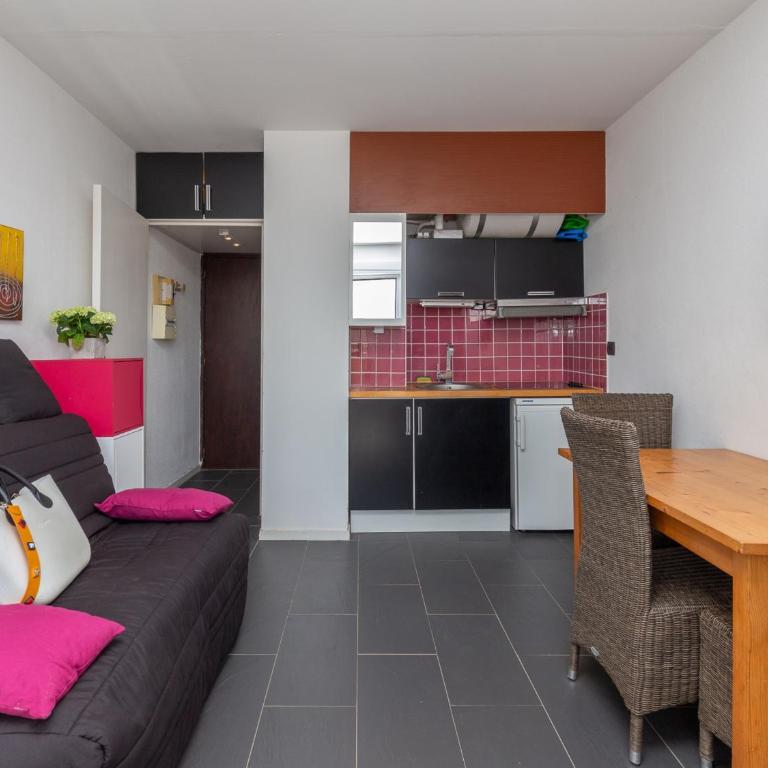 Studio rénové face à la dune, proche plage et commerces, idéal pour 2 personnes - FR-1-239-150 - Studio - 4