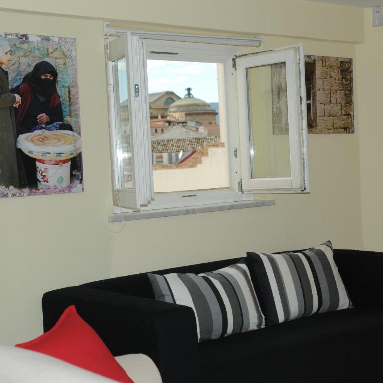 Prince Moncada - One-Bedroom Apartment - 16