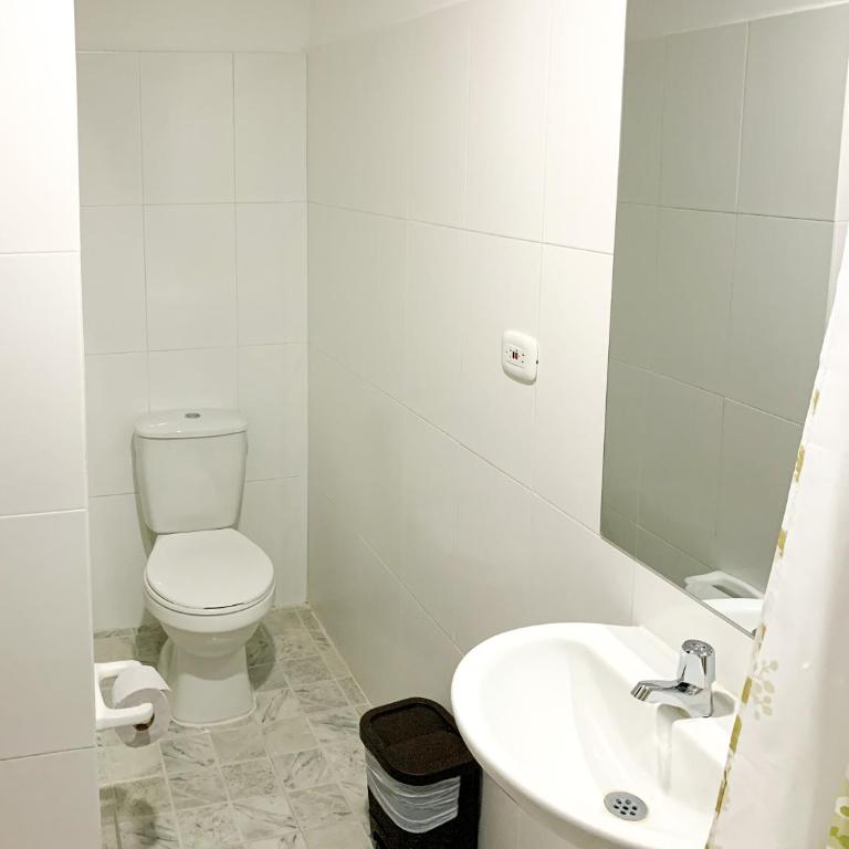 Hotel Santorini - Habitación Triple - 5