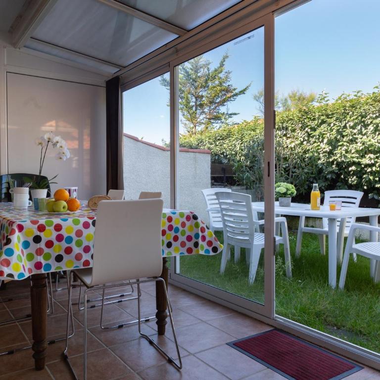 Villa Mitoyenne avec Jardin, Proche Plage à Seignosse, Piscine, Parking Privé et Wifi - Casa con 1 Camera da Letto - 9
