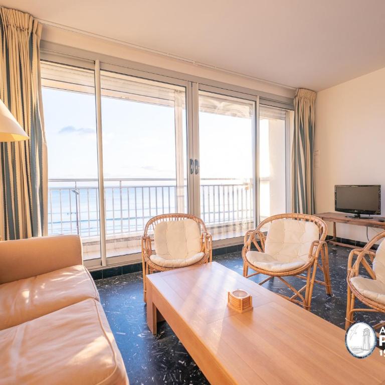 Appartement spacieux face mer avec balcon, proche du centre et commerces - FR-1-197-170 - Appartement (6 Adultes) - 1