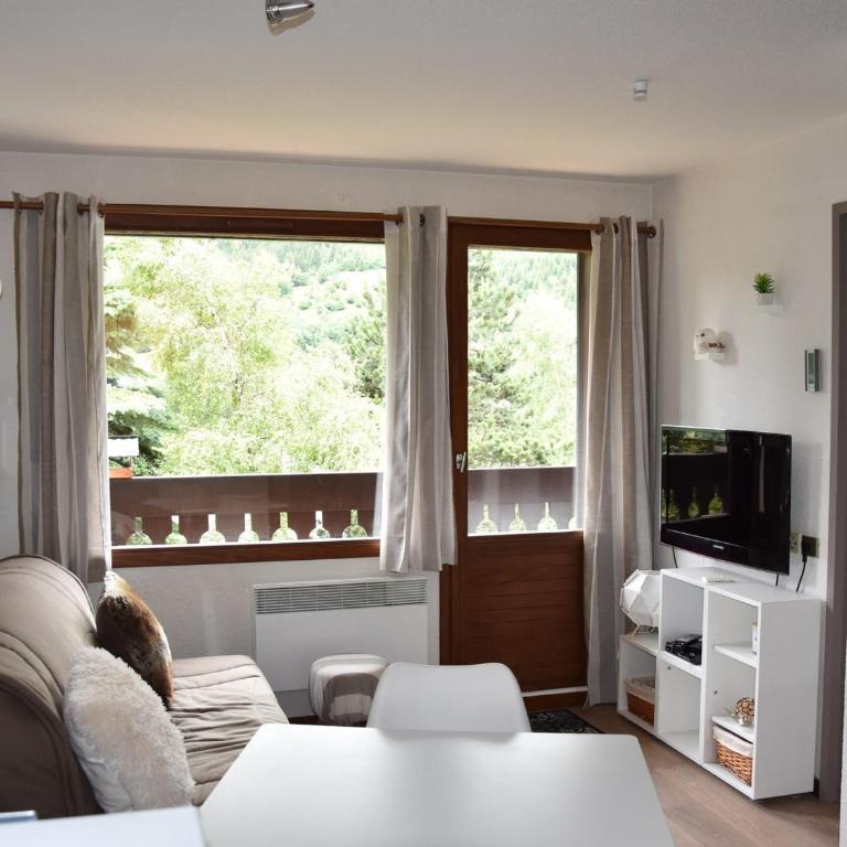 Charmant 2 pièces, balcon sud, piscine chauffée - FR-1-464-9 - Appartement 1 Chambre - 5