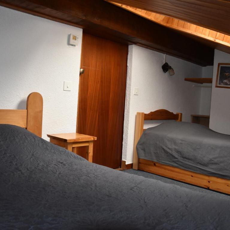 Chaleureux Appartement 3 Pièces à 400m du Téléphérique - FR-1-464-150 - Appartement 2 Chambres - 7