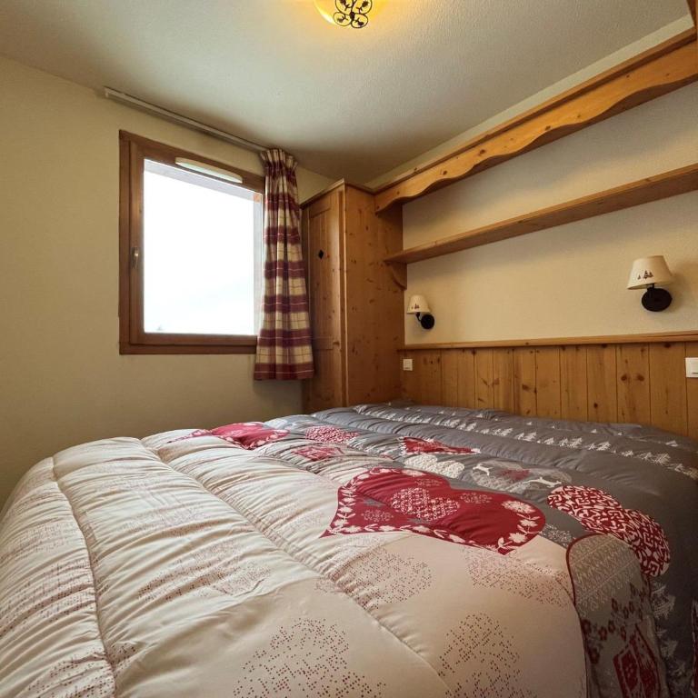 Appartement 6 pers, pied de pistes avec WiFi et parking - FR-1-508-256 - Appartement - 6