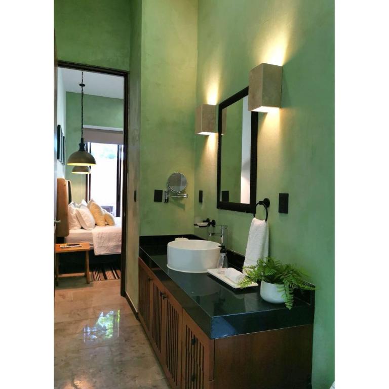 CASA MARA 41 Pool with hot tub - One-Bedroom House - 8